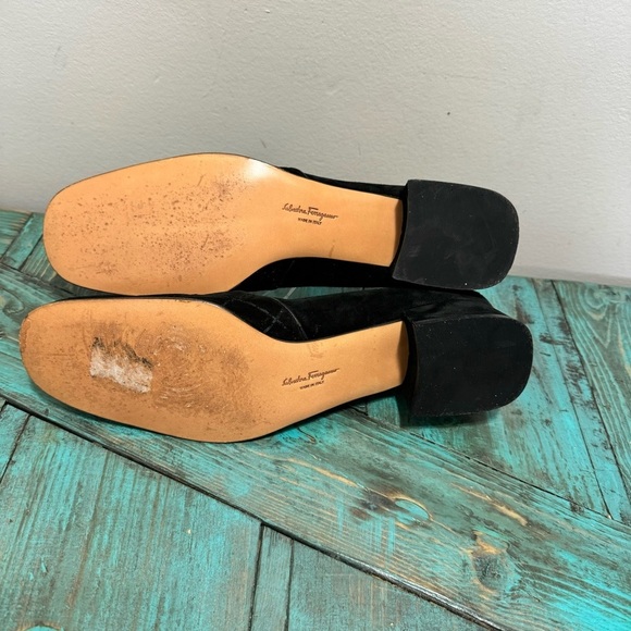 Salvatore Ferragamo Quilted Suede Square Toe Chunky Heels Size 9.5 Classic - Picture 9 of 13